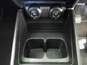 Suzuki Swift 1.2 GLX manual - Image 13
