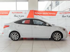 Hyundai Accent sedan 1.6 Fluid - Image 3