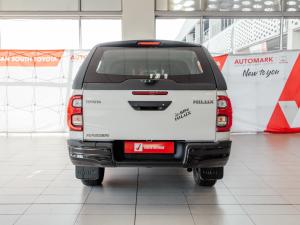 Toyota Hilux 2.8GD-6 48V double cab Raider - Image 5