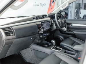 Toyota Hilux 2.8GD-6 48V double cab Raider - Image 7