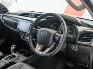 Toyota Hilux 2.8GD-6 48V double cab Raider - Image 8