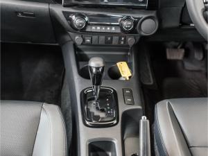 Toyota Hilux 2.8GD-6 48V double cab Raider - Image 9