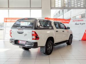 Toyota Hilux 2.8GD-6 48V double cab Raider - Image 2