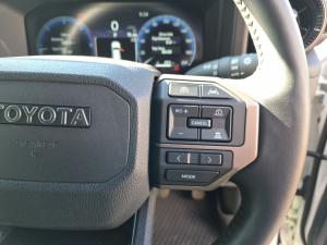 Toyota Land Cruiser Prado 2.8GD VX-R - Image 10