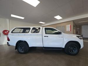 Toyota Hilux 2.4GD-6 single cab 4x4 Raider manual - Image 3