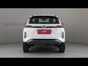 Toyota Urban Cruiser 1.5 XR manual - Image 5