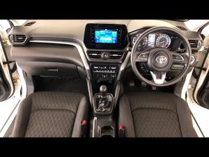 Toyota Urban Cruiser 1.5 XR manual - Image 6