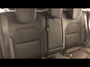 Toyota Urban Cruiser 1.5 XR manual - Image 11