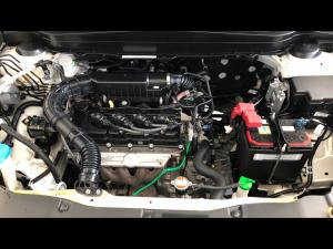 Toyota Urban Cruiser 1.5 XR manual - Image 14