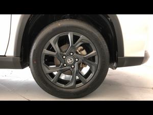 Toyota Urban Cruiser 1.5 XR manual - Image 17