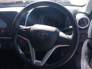 Toyota Vitz 1.0 XR auto - Image 8