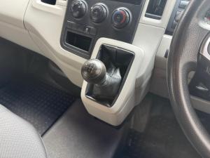 Toyota Quantum 2.8 SLWB panel van - Image 12