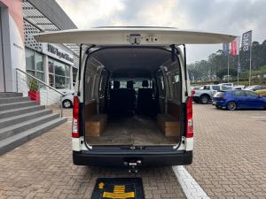 Toyota Quantum 2.8 SLWB panel van - Image 17