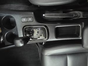Toyota Hilux 2.8 GD-6 RB Legend 4X4 automaticE/CAB - Image 10