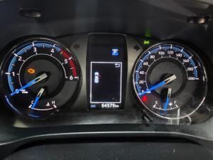 Toyota Hilux 2.8 GD-6 RB Legend 4X4 automaticE/CAB - Image 9