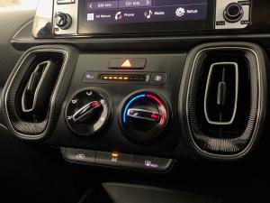 Kia Sonet 1.5 LS - Image 9
