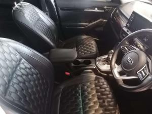 Kia Seltos 1.5D EX+ automatic - Image 10