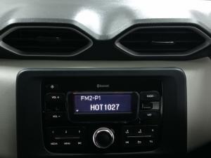 Nissan Magnite 1.0 Visia auto - Image 8