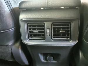 Toyota RAV4 2.0 GX - Image 13