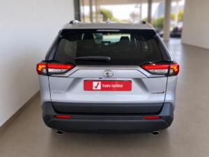 Toyota RAV4 2.0 GX - Image 5