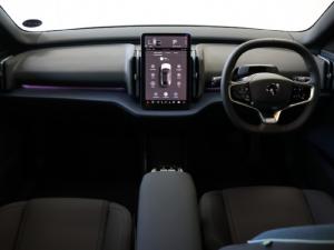 Volvo EX30 Plus Twin Motor Performance - Image 10