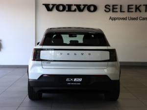 Volvo EX30 Plus Twin Motor Performance - Image 5