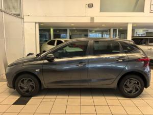 Hyundai i20 1.4 Motion auto - Image 2