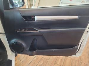 Toyota Hilux 2.0 single cab S (aircon) - Image 13