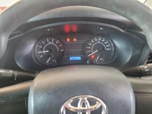 Toyota Hilux 2.0 single cab S (aircon) - Image 15
