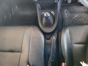 Toyota Hilux 2.0 single cab S (aircon) - Image 18