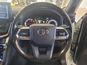 Toyota Land Cruiser 300 3.3D ZX - Image 24
