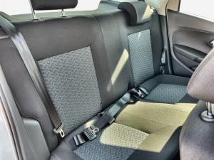 Volkswagen Polo Vivo hatch 1.4 Life - Image 15