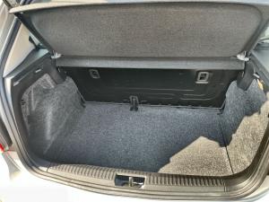 Volkswagen Polo Vivo hatch 1.4 Life - Image 10