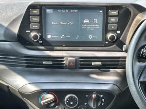 Hyundai i20 1.4 Motion auto - Image 11