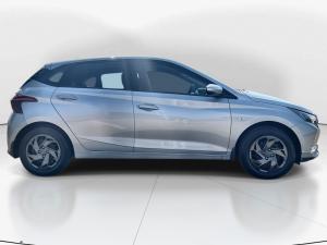 Hyundai i20 1.4 Motion auto - Image 8