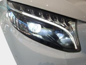 Mercedes-Benz V-Class V300d Exclusive - Image 15