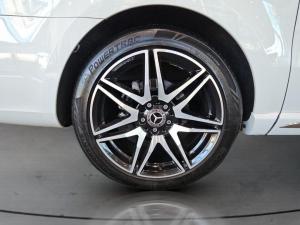 Mercedes-Benz V-Class V300d Exclusive - Image 9