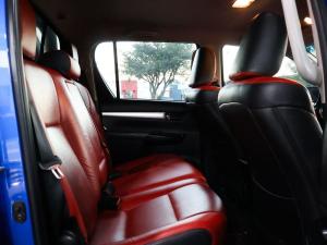 Toyota Hilux 4.0 V6 double cab 4x4 Raider - Image 22
