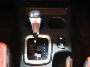 Toyota Hilux 4.0 V6 double cab 4x4 Raider - Image 27