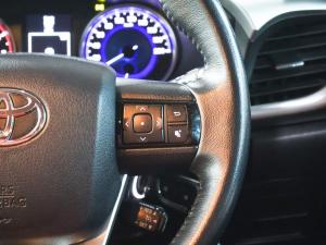 Toyota Hilux 4.0 V6 double cab 4x4 Raider - Image 30