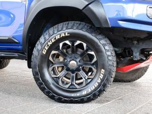 Toyota Hilux 4.0 V6 double cab 4x4 Raider - Image 3