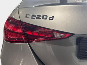 Mercedes-Benz C-Class C220d Avantgarde - Image 20