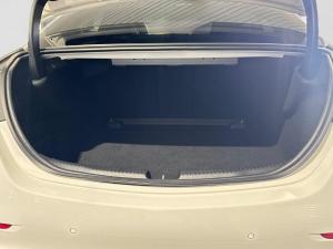 Mercedes-Benz C-Class C200 Avantgarde - Image 10