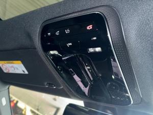 Mercedes-Benz C-Class C200 Avantgarde - Image 17