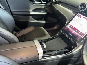 Mercedes-Benz C-Class C200 Avantgarde - Image 24
