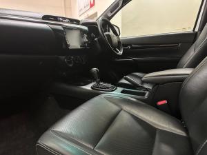 Toyota Hilux 2.8GD-6 Xtra cab 4x4 Legend 50 auto - Image 6