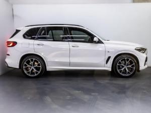 BMW X5 xDrive30d M Sport - Image 2