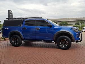 Isuzu D-Max 3.0TD double cab V-Cross 4x4 - Image 3