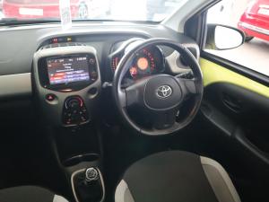 Toyota Aygo 1.0 - Image 12