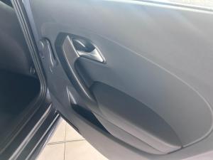 Volkswagen Polo Vivo hatch 1.4 - Image 11